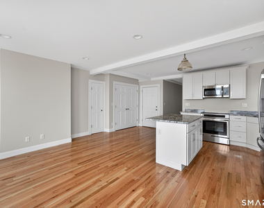 138 Bank Street - Photo Thumbnail 4