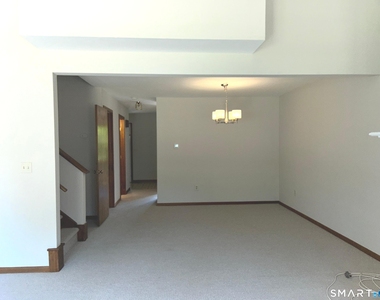17 Eagle Rock Circle - Photo Thumbnail 12