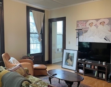 183 Lawrence Street - Photo Thumbnail 2