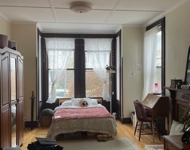 183 Lawrence Street - Photo Thumbnail 8