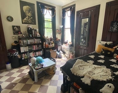 183 Lawrence Street - Photo Thumbnail 11