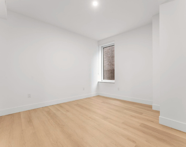 55 Broad Street - Photo Thumbnail 5