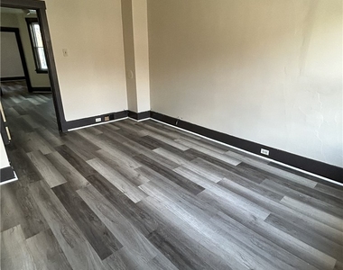 505 Broadway Ave - Photo Thumbnail 8