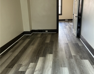 505 Broadway Ave - Photo Thumbnail 10