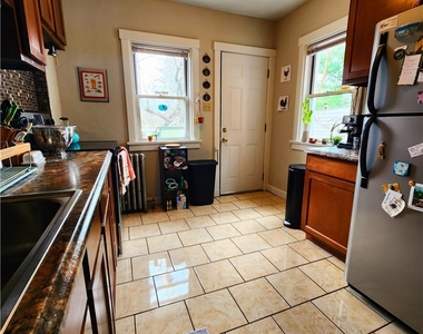 5850 Burchfield Ave - Photo Thumbnail 2