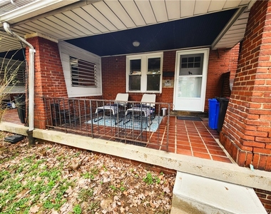 5850 Burchfield Ave - Photo Thumbnail 7