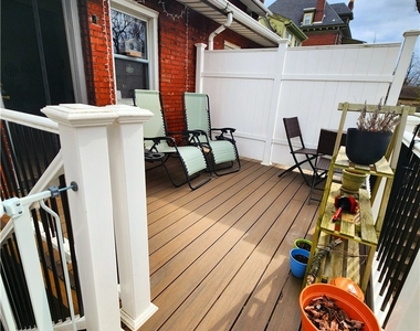 5850 Burchfield Ave - Photo Thumbnail 3