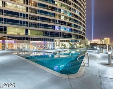 4525 Dean Martin Drive - Photo Thumbnail 44