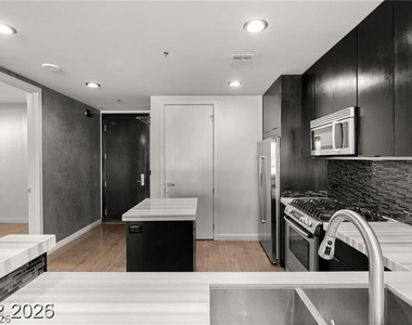 4525 Dean Martin Drive - Photo Thumbnail 3