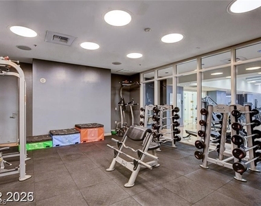 4525 Dean Martin Drive - Photo Thumbnail 38