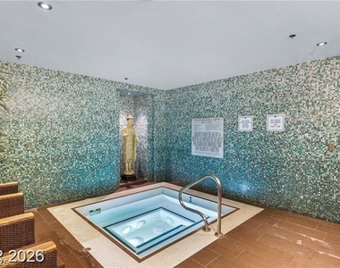 4525 Dean Martin Drive - Photo Thumbnail 46