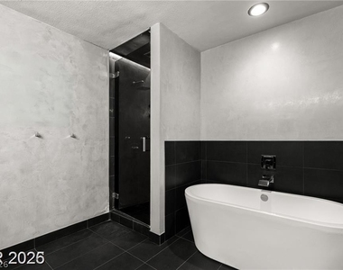 4525 Dean Martin Drive - Photo Thumbnail 19