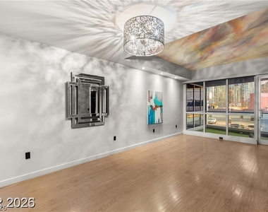 4525 Dean Martin Drive - Photo Thumbnail 6