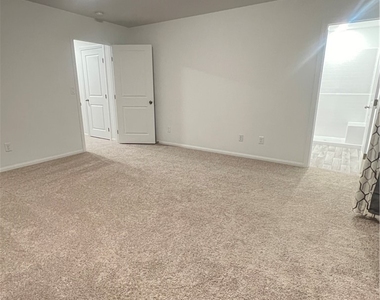 7668 Loftwood Avenue - Photo Thumbnail 17