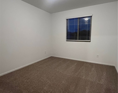 7668 Loftwood Avenue - Photo Thumbnail 27