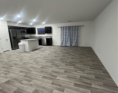 7668 Loftwood Avenue - Photo Thumbnail 1