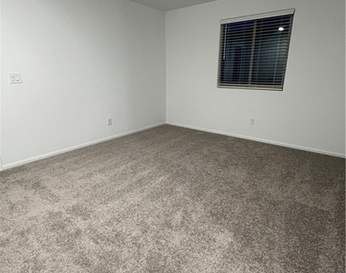 7668 Loftwood Avenue - Photo Thumbnail 14