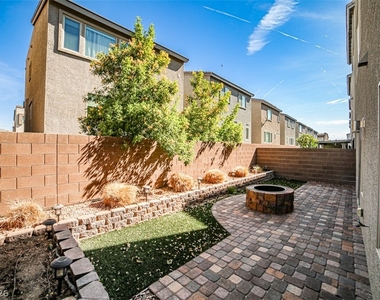8052 Haywood Estate Avenue - Photo Thumbnail 42