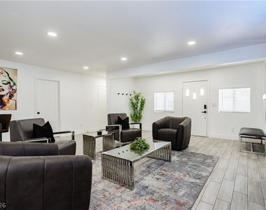 1913 Birch Street - Photo Thumbnail 1
