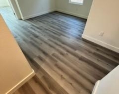 9931 Apricot Hills Street - Photo Thumbnail 11