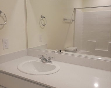 9931 Apricot Hills Street - Photo Thumbnail 9