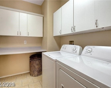5839 Candia Court - Photo Thumbnail 9