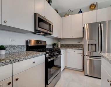 4307 Vantage Ridge Avenue - Photo Thumbnail 2