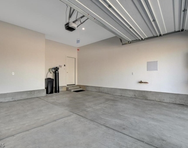 4307 Vantage Ridge Avenue - Photo Thumbnail 12