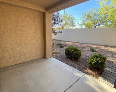 9033 Gemstone Drive - Photo Thumbnail 4