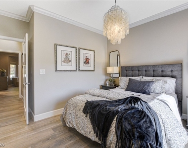 2913 Vista Butte Drive - Photo Thumbnail 23