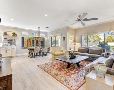 2913 Vista Butte Drive - Photo Thumbnail 4