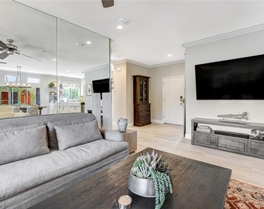 2913 Vista Butte Drive - Photo Thumbnail 6