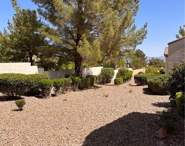 2913 Vista Butte Drive - Photo Thumbnail 30
