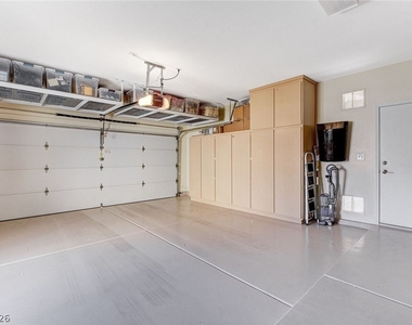 2913 Vista Butte Drive - Photo Thumbnail 27