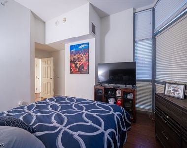 200 W Sahara Avenue - Photo Thumbnail 19