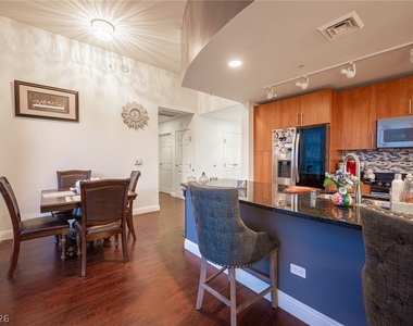 200 W Sahara Avenue - Photo Thumbnail 8