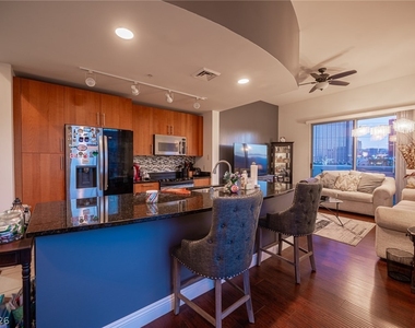200 W Sahara Avenue - Photo Thumbnail 7