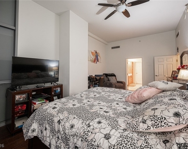 200 W Sahara Avenue - Photo Thumbnail 27
