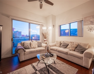 200 W Sahara Avenue - Photo Thumbnail 11