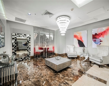 200 W Sahara Avenue - Photo Thumbnail 57