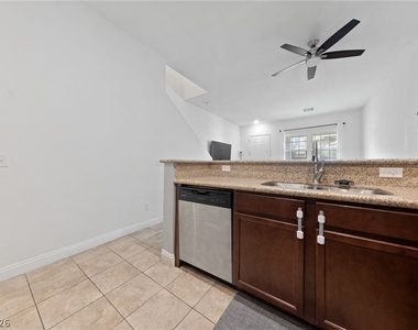 7544 Nicklin Street - Photo Thumbnail 9
