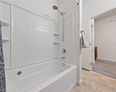 7544 Nicklin Street - Photo Thumbnail 13
