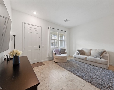7544 Nicklin Street - Photo Thumbnail 3