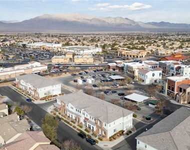 7544 Nicklin Street - Photo Thumbnail 24