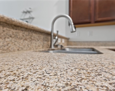 7544 Nicklin Street - Photo Thumbnail 10