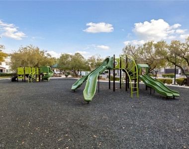 7544 Nicklin Street - Photo Thumbnail 22
