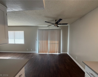 5188 Garden Lane - Photo Thumbnail 12