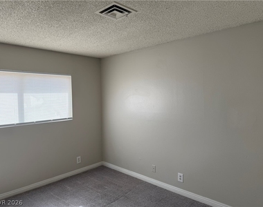 5188 Garden Lane - Photo Thumbnail 42