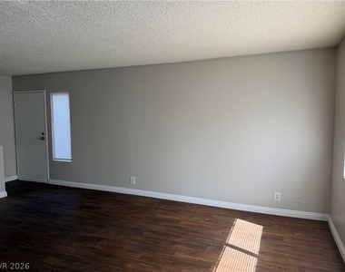 5188 Garden Lane - Photo Thumbnail 14
