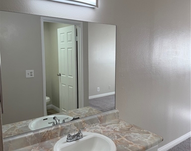 5188 Garden Lane - Photo Thumbnail 37